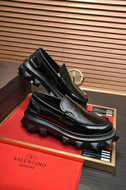 Picture of Valentino Shoes Men _SKUfw112487842fw